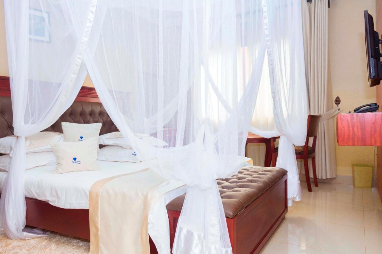 Sapphire Hotel Entebbe Kigo Kajansi Luaran gambar