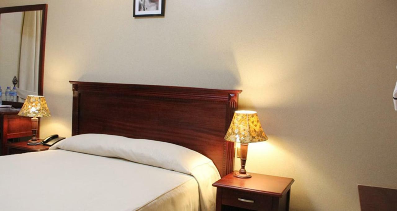 Sapphire Hotel Entebbe Kigo Kajansi Luaran gambar