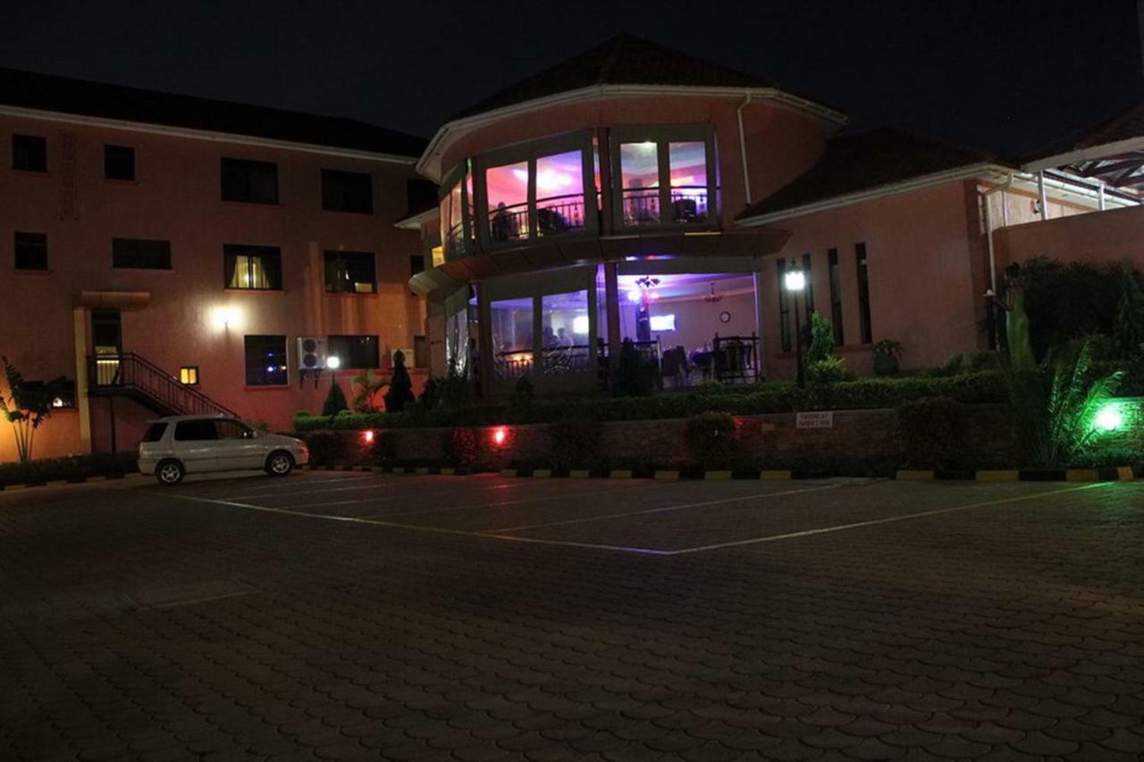 Sapphire Hotel Entebbe Kigo Kajansi Luaran gambar