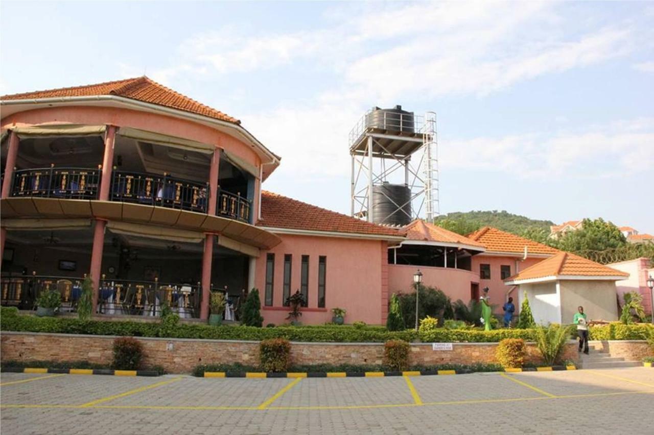 Sapphire Hotel Entebbe Kigo Kajansi Luaran gambar